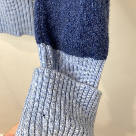 Fisherman Out of Ireland “She” Sweater - Picture 4 of 7